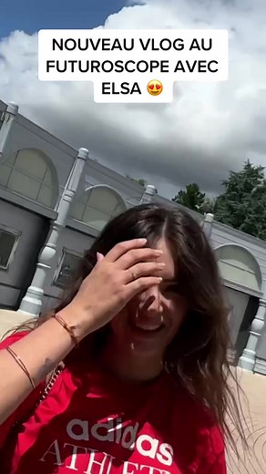 Nouveau Vlog Futuriste au Futuroscope avec Elsa 😍
