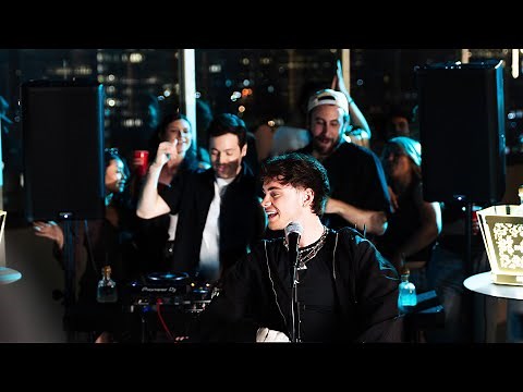 No One Else (Feat. Corbyn Besson) | Official Music Video | Two Friends