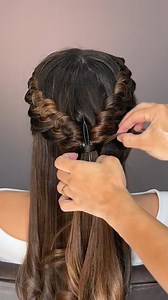 5.8K views · 57 reactions | Learn how to do this hairstyle step by step. | Jessica Carolinehair inglês | Facebook