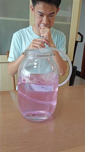 Color-Changing Air Experiment: Grade 9 Chemistry in Action