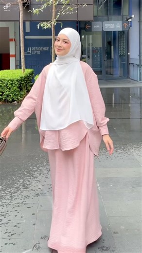 Modest & Stylish Clothing on Instagram: "Let steal Camy’ s look Comfy & Ironless Camy wearing Klara Set with Nyssa Shawl www.properhijab.com"