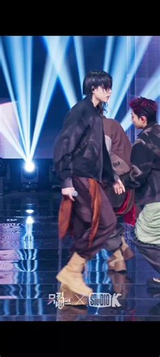 Moonwalkin Dance Craze: LNGSHOT Louis Fancam