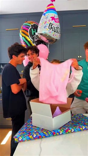 Brent CRASHED Lexi’s Birthday Party! 🎂 | #shorts #youtubeshorts #fyp