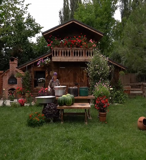 Cooking fresh food for life | Easy Life TV