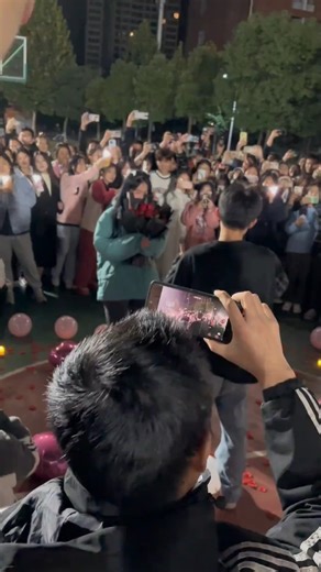 4.1K views · 78 reactions | Perhaps the sign language has the loudest...