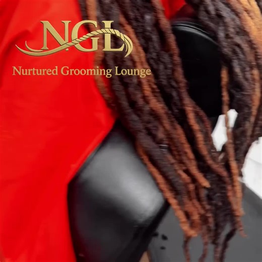 💛 LOC COLOR TRANSFORMATION ALERT! Because your locs deserve a glow-up too ✨ From dull to vibrant, this transformation proves that healthy hair can hold beautiful color when cared for the right way. At Nurtured Grooming, we focus on protecting your crown every step of the way — from prep, to color, to aftercare 🌿 💆🏽‍♀️ Ready to refresh your look without compromising your loc health? 📲 Book your next color   retwist combo and let’s bring your vision to life. #LocColorTransformation #HealthyLo