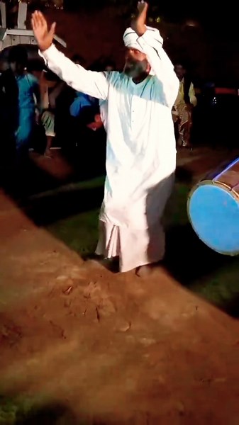 ​Feel the Beat! Incredible Traditional Punjabi Jhumar Dance 🕺🔥 #Shorts