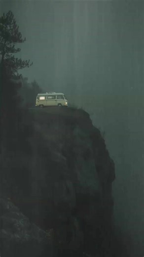 1.9K views · 130 reactions | A day without Deep House It's a waste. 邏 | Deep House Producers | Facebook