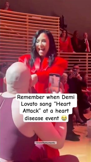 Demi Lovato singing Heart Attack at a heart disease event 😭