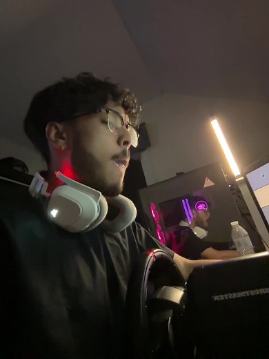 justin 🇵🇭 (@wjuzi)’s video of Ghost Painting