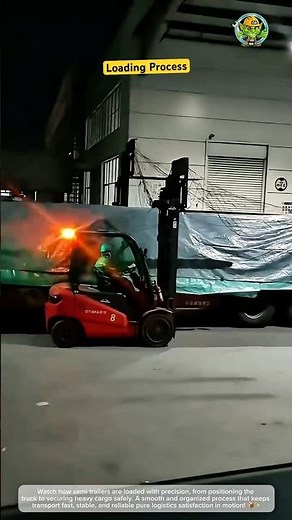 Semi Trailer Loading Process 🚚🔧 | Efficient Cargo Handling