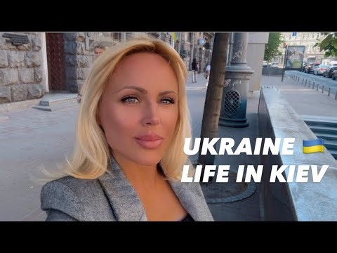 Ukraine 🇺🇦Life in Kiev. May 8, 2026. The Streets of Kiev, Ukraine. Streets Scenes.