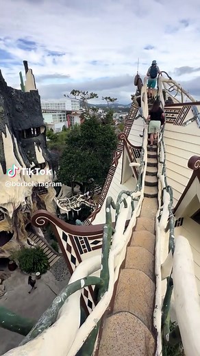 Crazy House 🇻🇳 #travel #crazyhouse #dalat #traveltiktok #vietnam #borboletagram #cestujeme #solotravel #womentravel