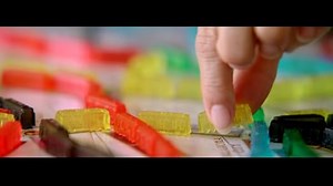 Exploding Kittens, Exploding Kittens – Good vs Evil, Partyspiel, Kartenspiel, 2-5 Spieler, Ab 7+ Jahren, 15 Minuten, Deutsch