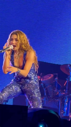Shakira performs Dai Dai in Atlantic City! (LMYNL Tour in Atlantic City, 7-25-26) (4K HDR, HQ AUDIO)