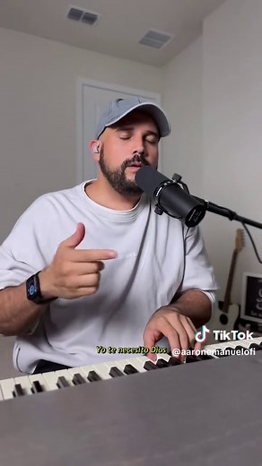 Cómo Escribir una Canción: Tips de Melodía y Estilo