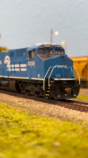 I got a heck of a deal on this guy today over at @westsidetrains . Broadway Limited Paragon 4 ES44AC in Norfolk Southern’s Conrail heritage paint! It didn’t have a box, had a slightly bent horn, and was quite dusty, but it ran perfectly so I couldn’t say no for the price. Here it is all cleaned up and on a Triple Crown train. Conrail wasn’t broken up until 2019 in the MDTI world, making this a true Conrail locomotive for the period the layout is in. I’ll definitely upgrade the speakers and ditch