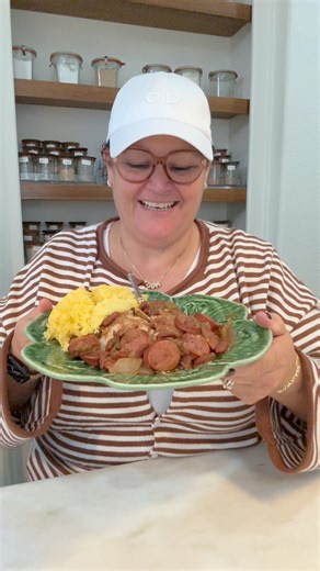 This is my version of cheating at red beans and rice ￼🫘 🍚 Blue Runner Foods #RedBeansAndRice #CajunCooking #CajunRecipe #CheatRecipe #kfred #DollyPartonCornbread #BlueRunnerRedBeans ￼ | Little Cajun House