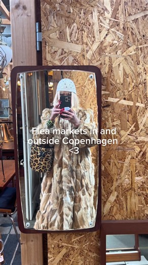 #weekendguide 💕💕 🗓️SAT JAN 24 📍B&W Market (10.00—16.00) Refshalevej 171, 1432 Copenhagen K 📍Loppemarked Absalon (10.00–15.00) Sønder Boulevard 73, 1720 Copenhagen V 📍Veras Market Nørrebrohallen (10.00—16.00) Nørrebrogade 208, 2200 Copenhagen N 📍Loppemarked Amager Selskabslokaler (10.00—15.00) Markmandsgade 9-11, 2300 Copenhagen S 📍Loppemarked Gladsaxe Genbrugslopperne (10.00-13.00) Telefonvej 17, 2860 Gladsaxe 📍Byttemarked Slangerup Bibliotek (10.00-13.00) Kongensgade 18, 3550 Slangerup