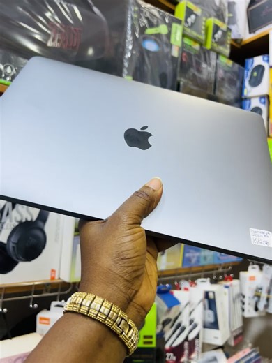 MacBook Pro 2020 M1 16/256