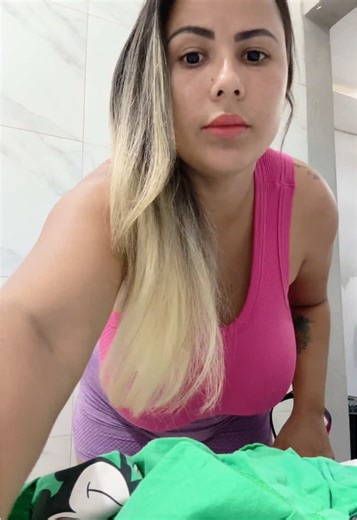 Escovando o cabelo #funny #algoritmotiktok #viralditiktok