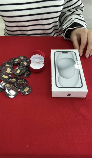 Zor seçim… Sen hangisisin? 1 mi 2 mi 3 mü? Yorumlarda görelim👇🏼#keşfetteyizzzzzzz #altın #evavam #eldentaksit