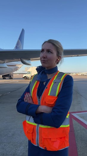 United Airlines Jokes: A Collection of Hilarious Aviation Humor