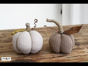 No-sew fabric pumpkins made with socks!