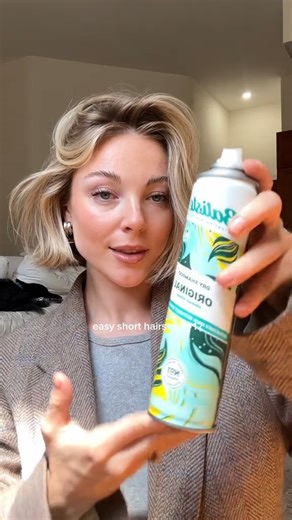 hair of the day!!! #bob #bobhair #hairstyles #tutorial #shorthair | Amberyackzan