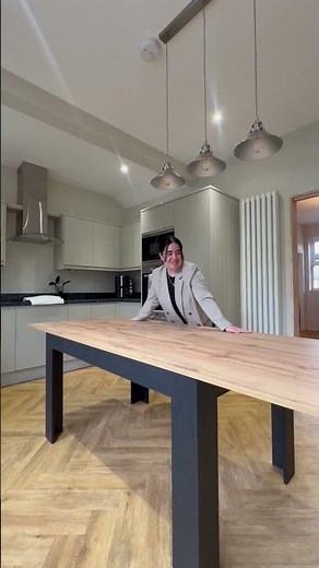 Big plans? Small plans? The Easy extendable table has got you. 🛋️ #extendabletable #diningtable