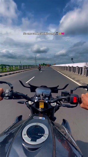 Xtreme 125r bike ride with friends| bike riding |#xtreme125r #shortsfeed #youtubeshorts #rider #love