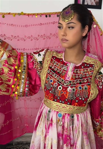 Timeless Afghan elegance ✨ DM me if you’re interested 🤍 #foryou #fürdich #afghangirl #afghandress @𝒟𝒰𝒩𝒴𝒜 @Dark Ruby.gallery