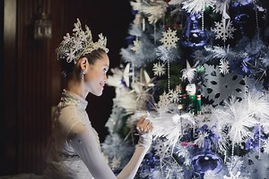 Toronto, it’s snow time! Your favourite holiday tradition, #TheNutcrackerNBC, is onstage now until December 30 >> http://bit.ly/2AKe2j9 | The National Ballet of Canada