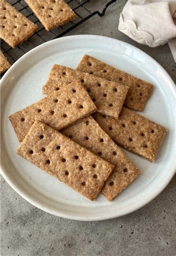 Easy Homemade Graham Crackers Recipe