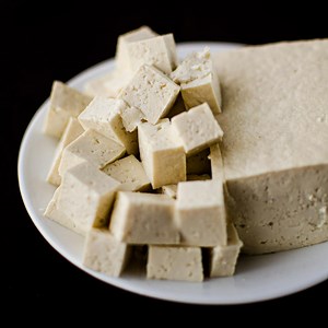 How big is a block of tofu? [2025] | QAQooking.wiki