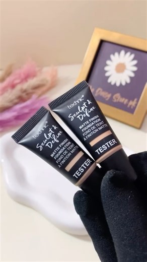 The Daisy Store on Instagram: "Mini foundation testers — easy to carry in your purse and perfect for on-the-go touch-ups ✨ . DM for more details . #FoundationTesters #MiniMakeup #PurseFriendly #OnTheGoBeauty #MakeupEssentials"