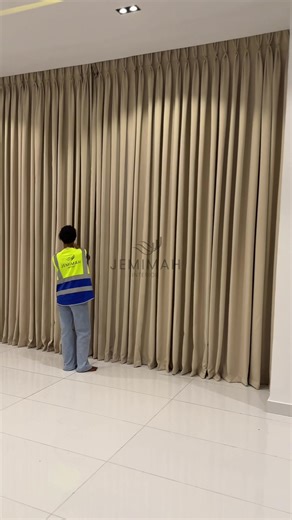 We won’t leave you alone when it comes to style and fabric selection, we give professional advice on the perfect style and color for your curtains, so your home can look homely and beautiful. let the professionals handle your window treatments. STEAMING SERVICE IS OPTIONAL! PLEASE KEEP IN MIND THAT THERE ARE ADDITIONAL CHARGES FOR STEAMING! visit us at the main Tejuosho complex yaba: 08163144072 #curtainvendorinlagos #bestcolorofcurtainforlivingroom #curtainshowroomlagos #curtainvendorinlagos #c