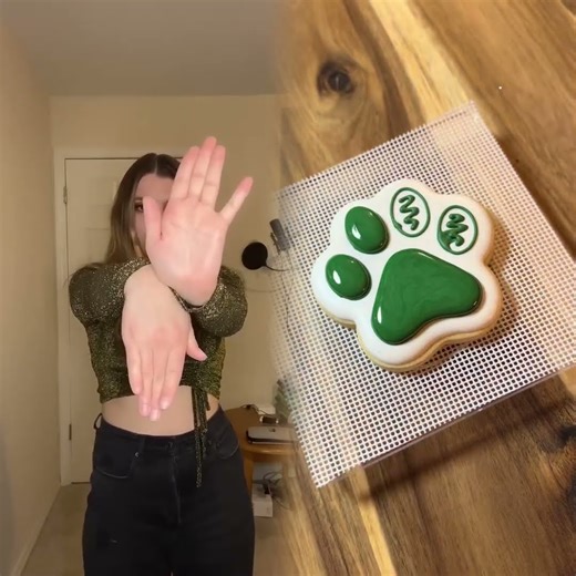 How to do Helicopter Hands from TikTok Dances 🚁