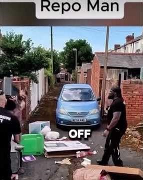 Debt collectors 🇬🇧🇬🇧Repo men face mad man 🤯🤯