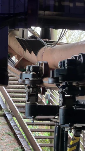 Vampire taking flight again! (Filmed with permission as an engineer, please refrain from filming on rides) #RideEngineer #stem #chessington #vampire