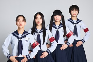 迷っても、離れそうでも、またひとつになれる――新しい学校のリーダーズの10年の歩みとその原動力【インタビュー】