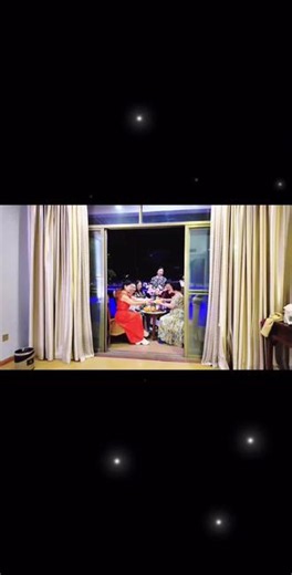 品尝一份美味的水果派，分享彼此的快乐和幸福。在这个温馨的时光里，让水果香的甜美成为我们永恒的回忆🌟