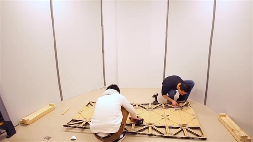 foldable origami structure made of fiberboards can transform into bridges, moon habitats, and more (by engineers at the University of Michigan) 🌉 https://tinyurl.com/foldable-origami-structure | designboom