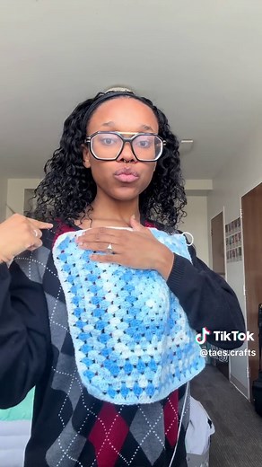 Cropped Granny Square Wide Sleeve Top Tutorial