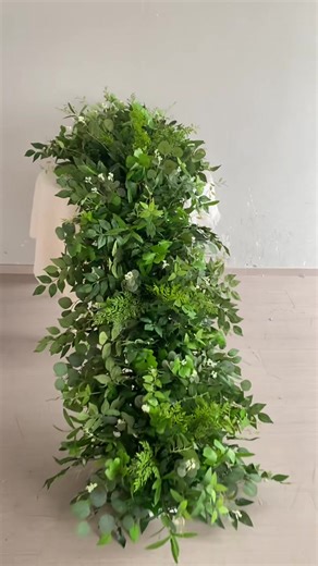 Level up your space with this faux flower runner! Perfect for dressing up dining tables or laying out on floors, it brings everlasting charm without the hassle of watering. No wilting, no maintenance—just endless beauty for your home. #FauxFlowerDecor #TableRunnerVibes #HomeDecorEssentials #FloorDecorIdeas #ArtificialFlowerRunner #DiningTableMakeover #LowMaintenanceDecor #InteriorStylingTips #HomeAesthetic #DecorInspo