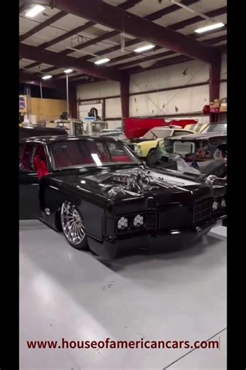 Lincoln Continental: The Definition of American Luxury in 60 Seconds