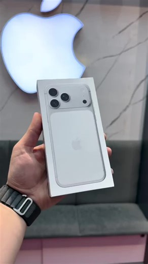 Student OFFER 🥰 Rs 170,000 /-💸🤑 iPhone 17promax 📲😘 256GB Storage🌸🗃️ Official Pta Approved✅ Water Pack💦 Battery Health 100%👍💯 Condition 10/10💯 Complete box 🎁☑️ 12 Month warranty💝💯 WhatsApp Number in Bio instalment Plan Available✅ #iphone #iphone17promax #fyp#foryou#foryoupage