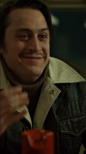 That looks really painful #Fargo #KieranCulkin #AnnCusack