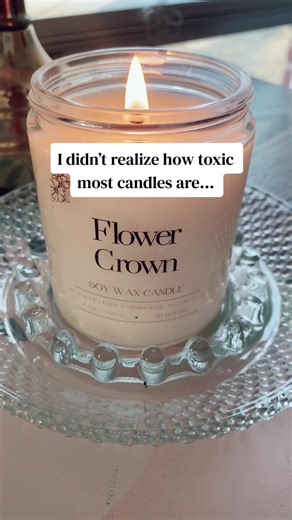 Little cozy moment today. ✨ My friend Melissa @Black Feather Farmhouse makes these non-toxic candles using USA-grown soy wax and organic cotton wicks — no hormone disruptors or weird additives. #wistarburgwicksbyblackfeather The clean burn is so nice.