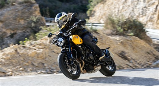 Essai moto Triumph Trident 660